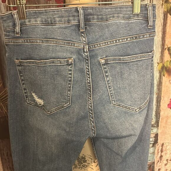 H & M distressed raw hem skinny jeans, size 8, good condition - Picture 2 of 12